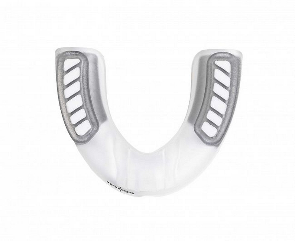 Капа одночелюстная Clinch Contender Triple Layer Mouthguard C513 бело-серебристый 976_800